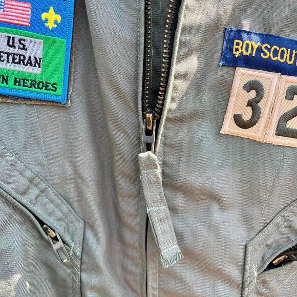 1970s US Boy Scouts of America green flight suit with patches - Picture 8 of 8